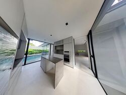 Second Avenue (D10), Detached #471506721